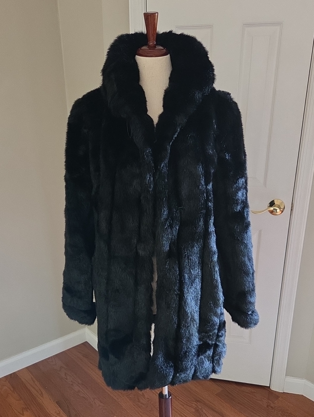 Dennis Basso Women's Black Faux Fur Coat Medium Size